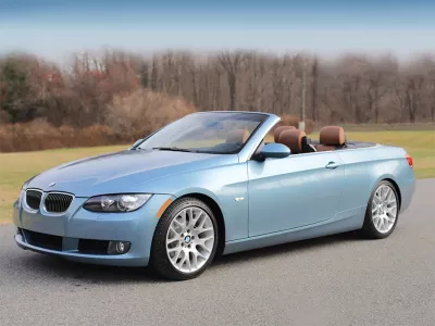 THAY KÍNH XE BMW 328i tận nơi Giá rẻ